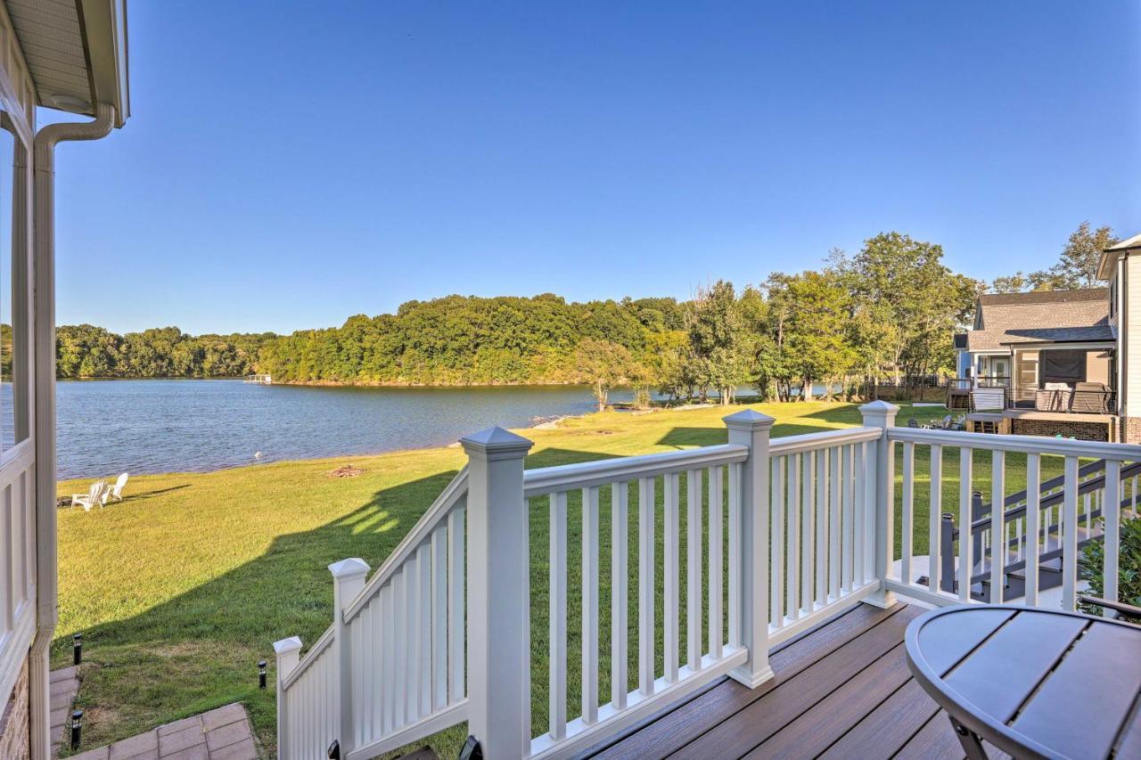 Waterfront Oasis On Tims Ford Lake Poolandkayak! Winchester Exterior foto